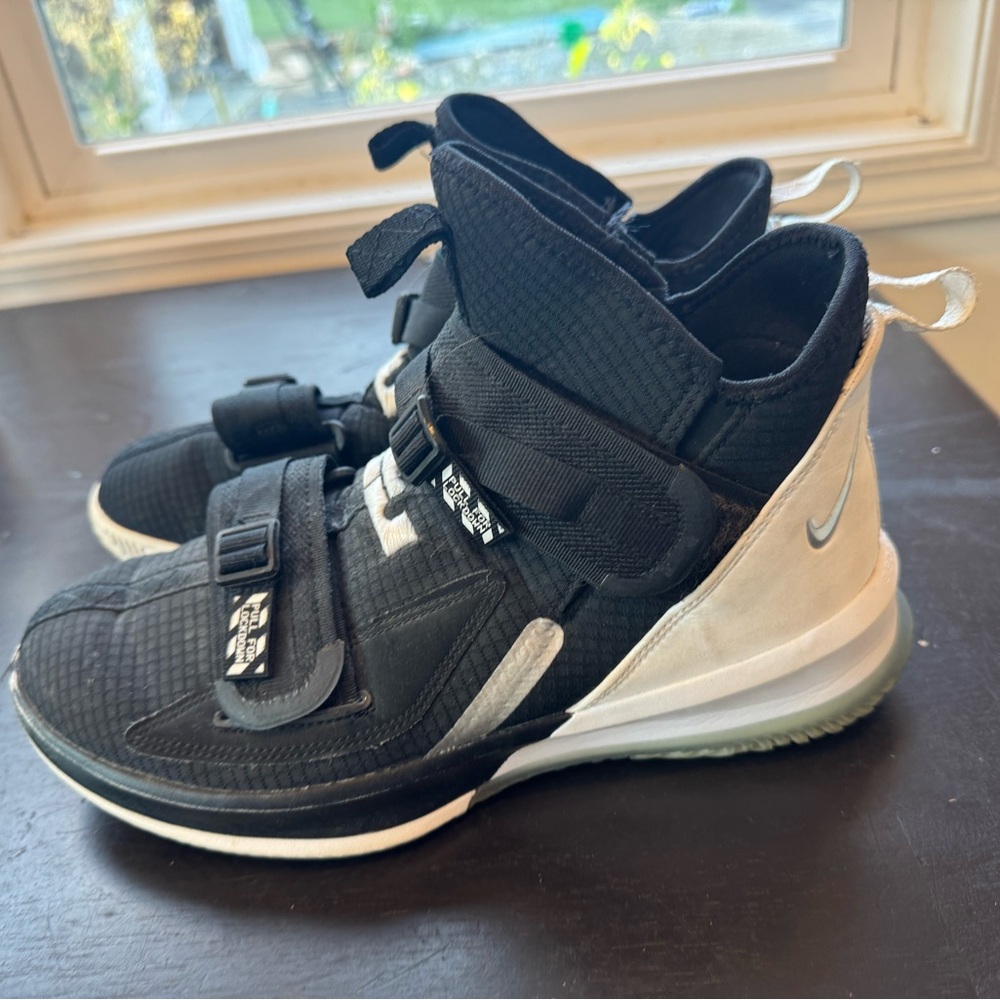 Nike Black and White LeBron basketball Shoes